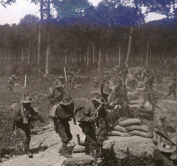 Ghurkas near Neuve Chapelle 