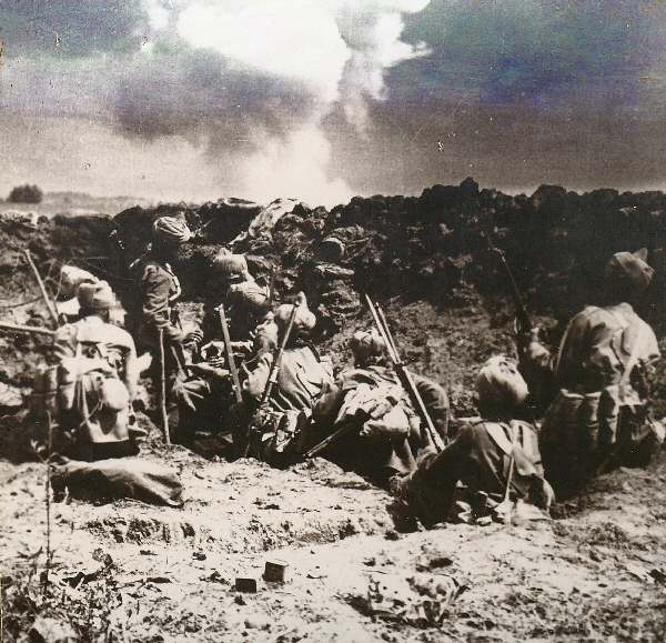 Indian soldiers at Neuve Chapelle