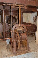 The mechanical system to raise the gun turret