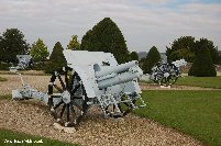 Field guns at the entrance to the cemetery