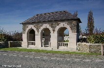 Oosttaverne Wood Cemetery entrance