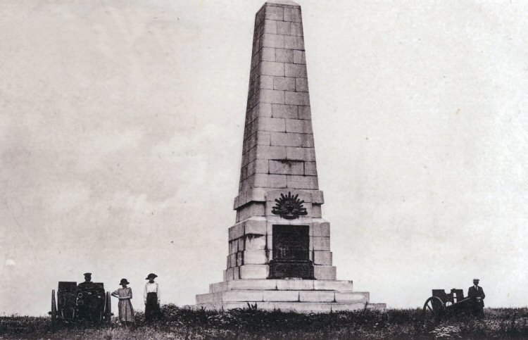 The 1st Australian Division Memorial perhaps in the 1930s